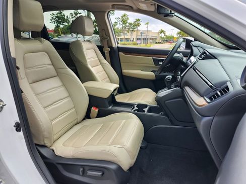 Certified 2019 Honda CR-V Touring image 20