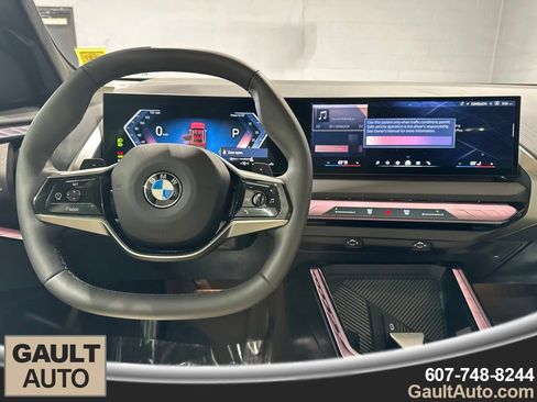 Used 2026 BMW X3 xDrive30i w/ Premium Package AWD/4WD image 8
