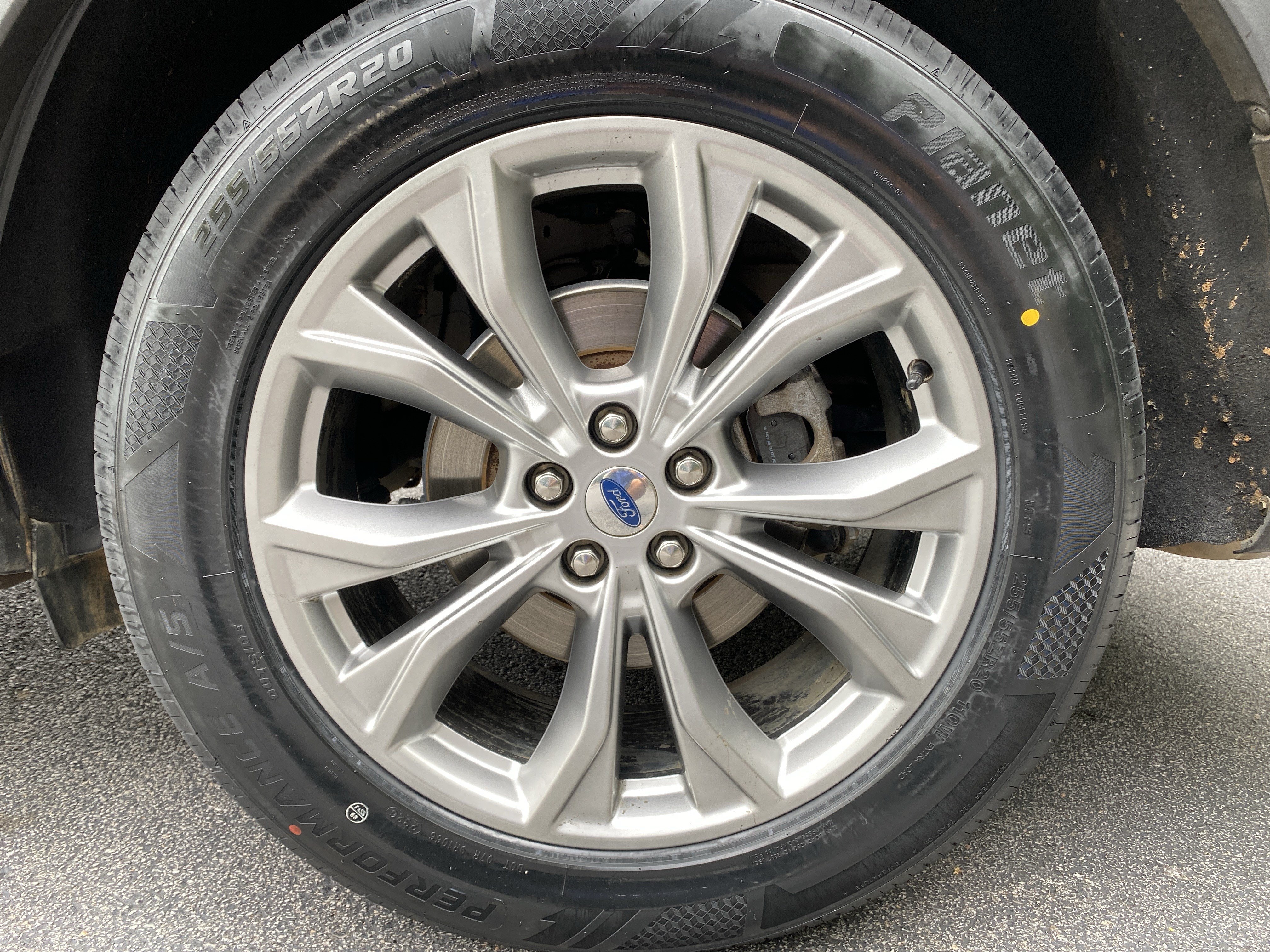 Used 2020 Ford Explorer XLT w/ Equipment Group 202A AWD/4WD image 42