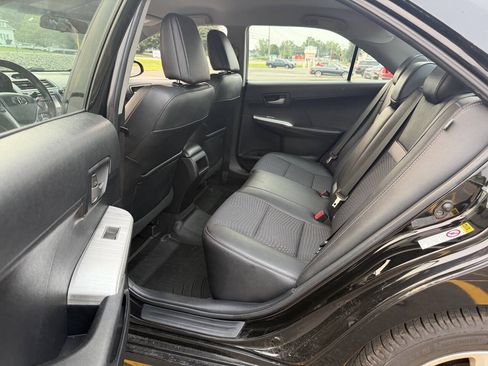 Used 2014 Toyota Camry SE FWD image 10