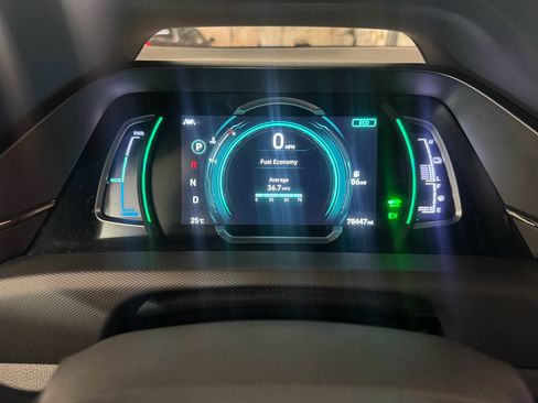Used 2020 Hyundai Ioniq SEL FWD image 23