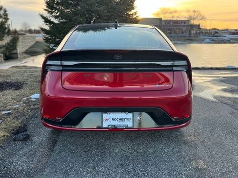 New 2026 Toyota Prius Plug-In Hybrid image 39