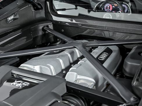 Used 2018 Audi R8 V10 plus AWD/4WD image 18