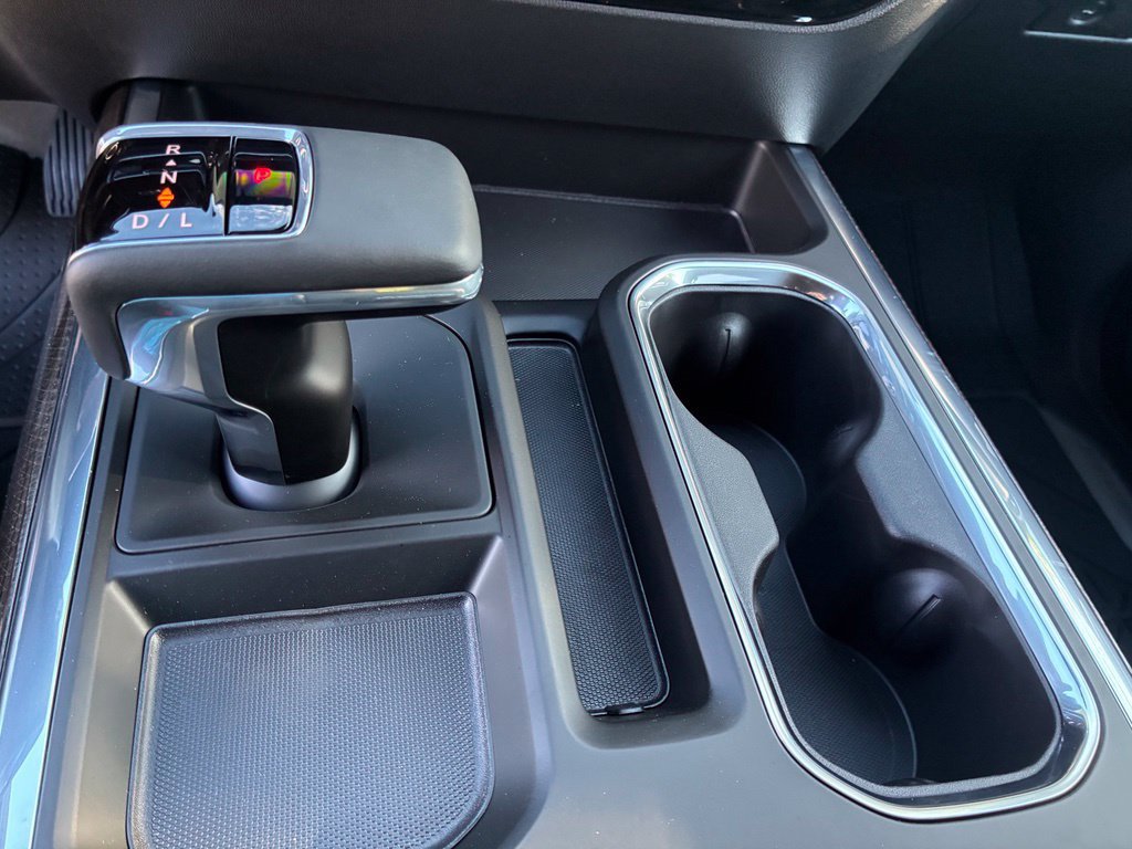 New 2026 Chevrolet Silverado 1500 RST w/ Redline Edition AWD/4WD image 37