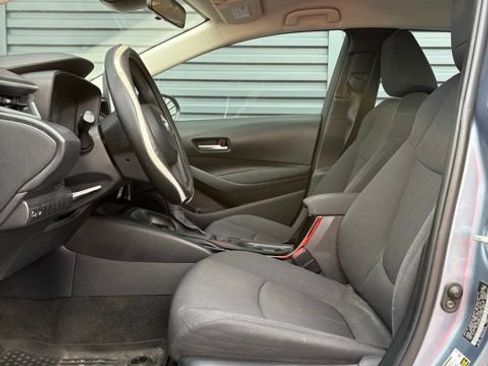 Used 2020 Toyota Corolla LE FWD image 5