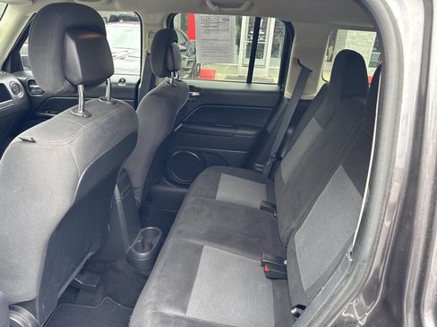 Used 2015 Jeep Patriot Latitude image 12