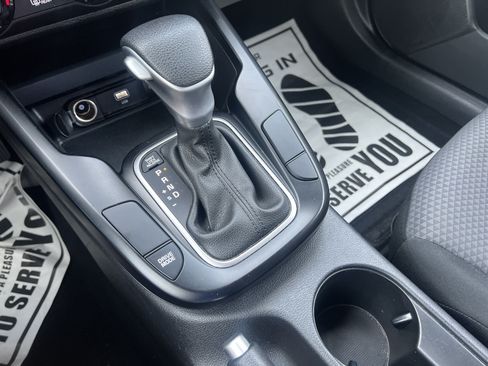 Used 2024 Kia Soul LX w/ Option Group 015 FWD image 23