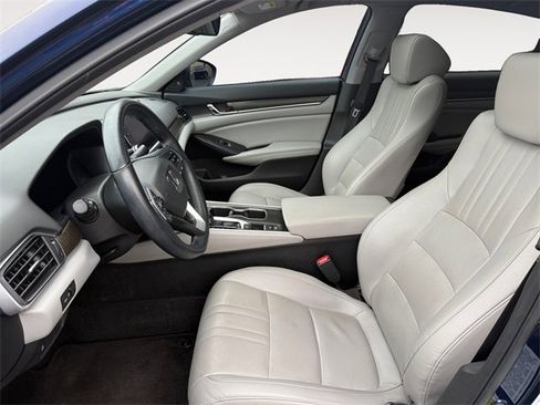 Used 2019 Honda Accord EX-L image 9