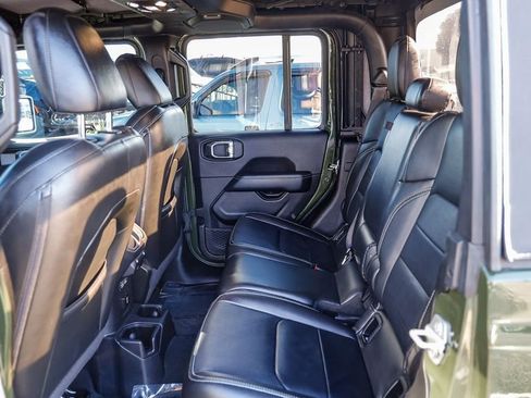 Certified 2022 Jeep Gladiator Overland w/ Trailer Tow Package image 20