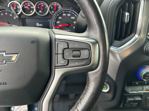 Used 2022 Chevrolet Silverado 1500 RST image 13