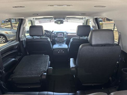 Used 2016 Chevrolet Suburban LTZ RWD image 22