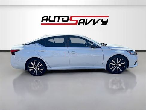 Used 2022 Nissan Altima 2.5 SR image 8