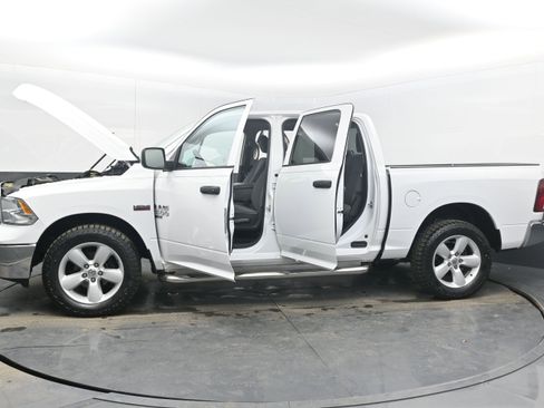 Used 2020 RAM 1500 Tradesman w/ Tradesman SXT Package image 36