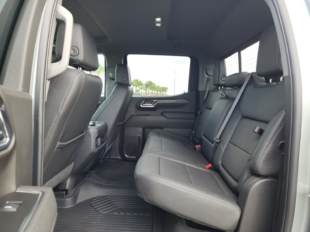 Certified 2026 Chevrolet Silverado 1500 RST w/ RST All Star Premium Package AWD/4WD image 17