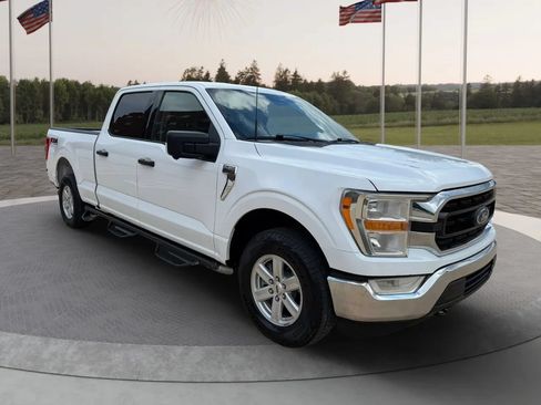 Used 2022 Ford F150 XLT w/ Equipment Group 301A Mid AWD/4WD image 6