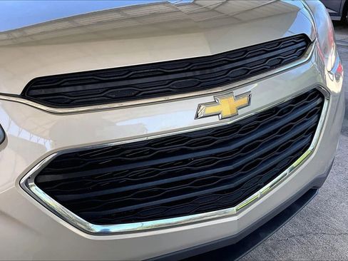 Used 2016 Chevrolet Equinox LS image 29