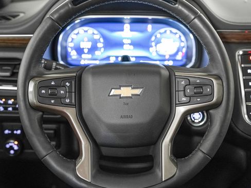 Used 2023 Chevrolet Tahoe High Country w/ Advanced Technology Package image 12