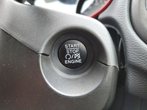 Used 2019 Jeep Compass Trailhawk image 38