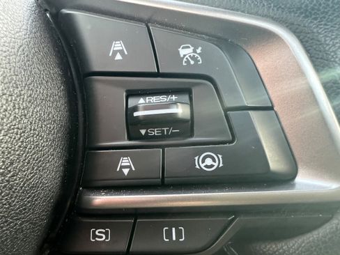 Certified 2022 Subaru Forester Limited image 22