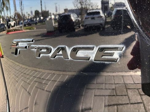 Used 2021 Jaguar F-PACE S image 8