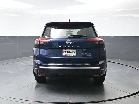 Used 2026 Nissan Rogue Platinum w/ Platinum Premium Package AWD/4WD image 13