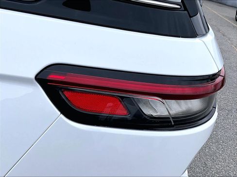 Used 2023 Jeep Grand Cherokee Overland image 33