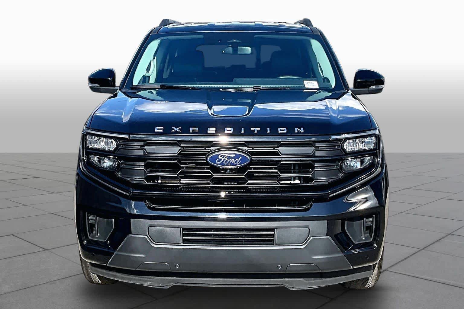 Certified 2026 Ford Expedition Active RWD image 4