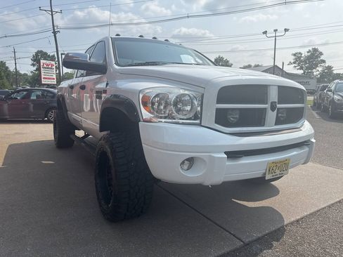 Used 2006 Dodge Ram 1500 Truck SLT AWD/4WD image 4