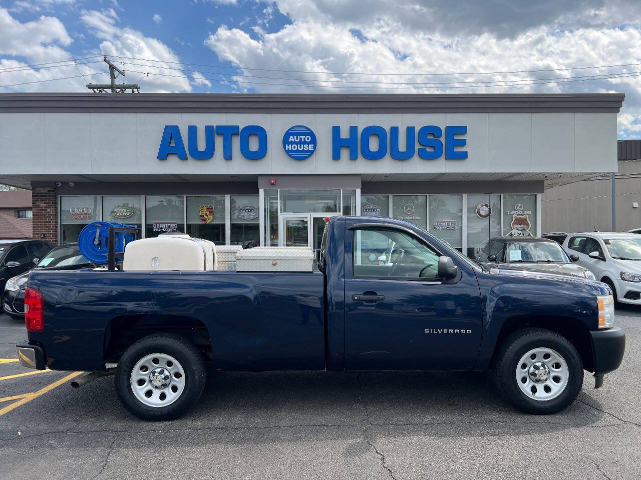 Used 2011 Chevrolet Silverado 1500 W/T RWD image 9