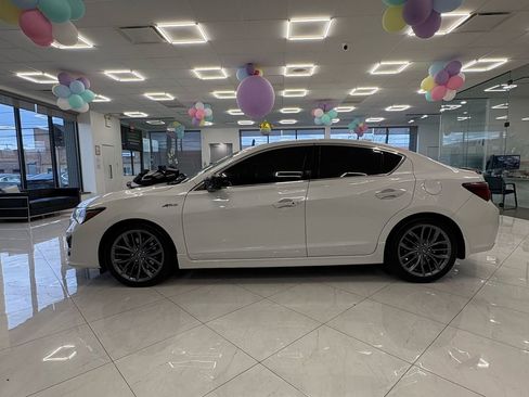 Used 2019 Acura ILX image 4