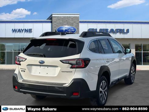 Certified 2023 Subaru Outback Premium image 4