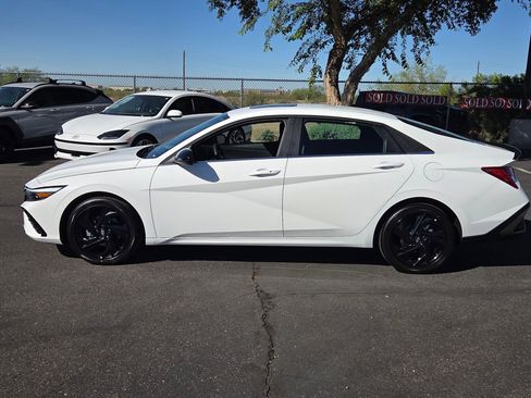 New 2026 Hyundai Elantra SEL Sport Premium image 6