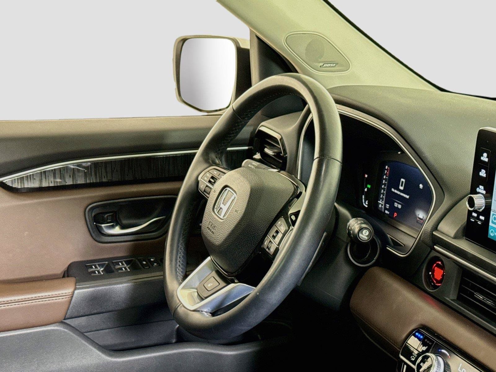 Used 2024 Honda Pilot Elite image 34