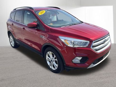 Used 2018 Ford Escape SEL w/ Ford Safe & Smart Package image 3