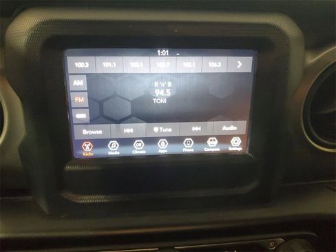 Used 2020 Jeep Wrangler Unlimited Sport S image 18