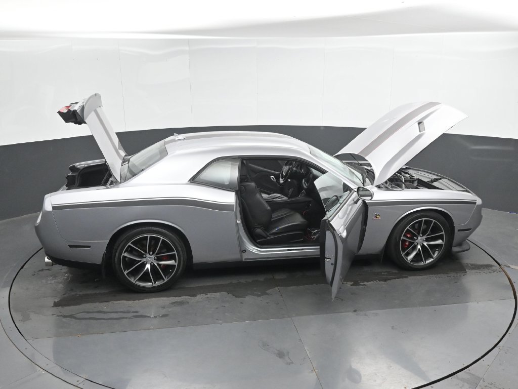 Used 2016 Dodge Challenger R/T Scat Pack RWD image 51