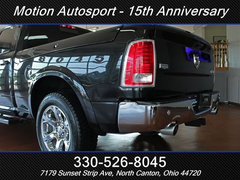 Used 2017 RAM 1500 Laramie AWD/4WD image 9