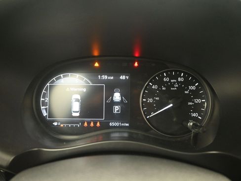 Used 2021 Nissan Kicks SV image 12