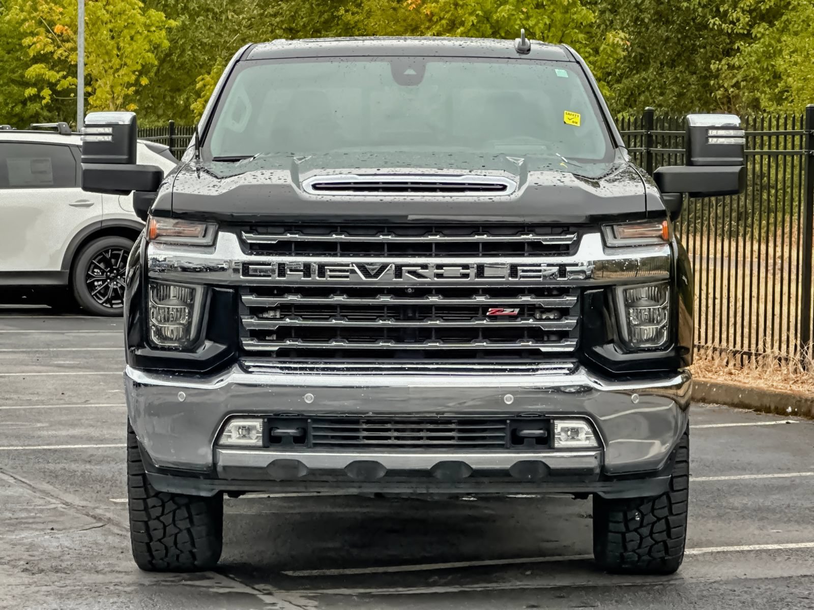 Used 2021 Chevrolet Silverado 2500 LTZ w/ LTZ Premium Package AWD/4WD image 8