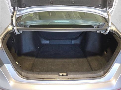 Used 2023 Honda Accord LX image 12