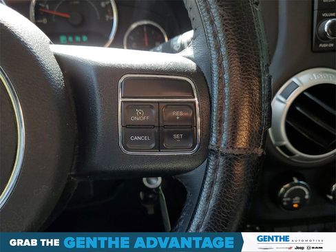 Used 2016 Jeep Wrangler Unlimited Sahara w/ Connectivity Group image 15