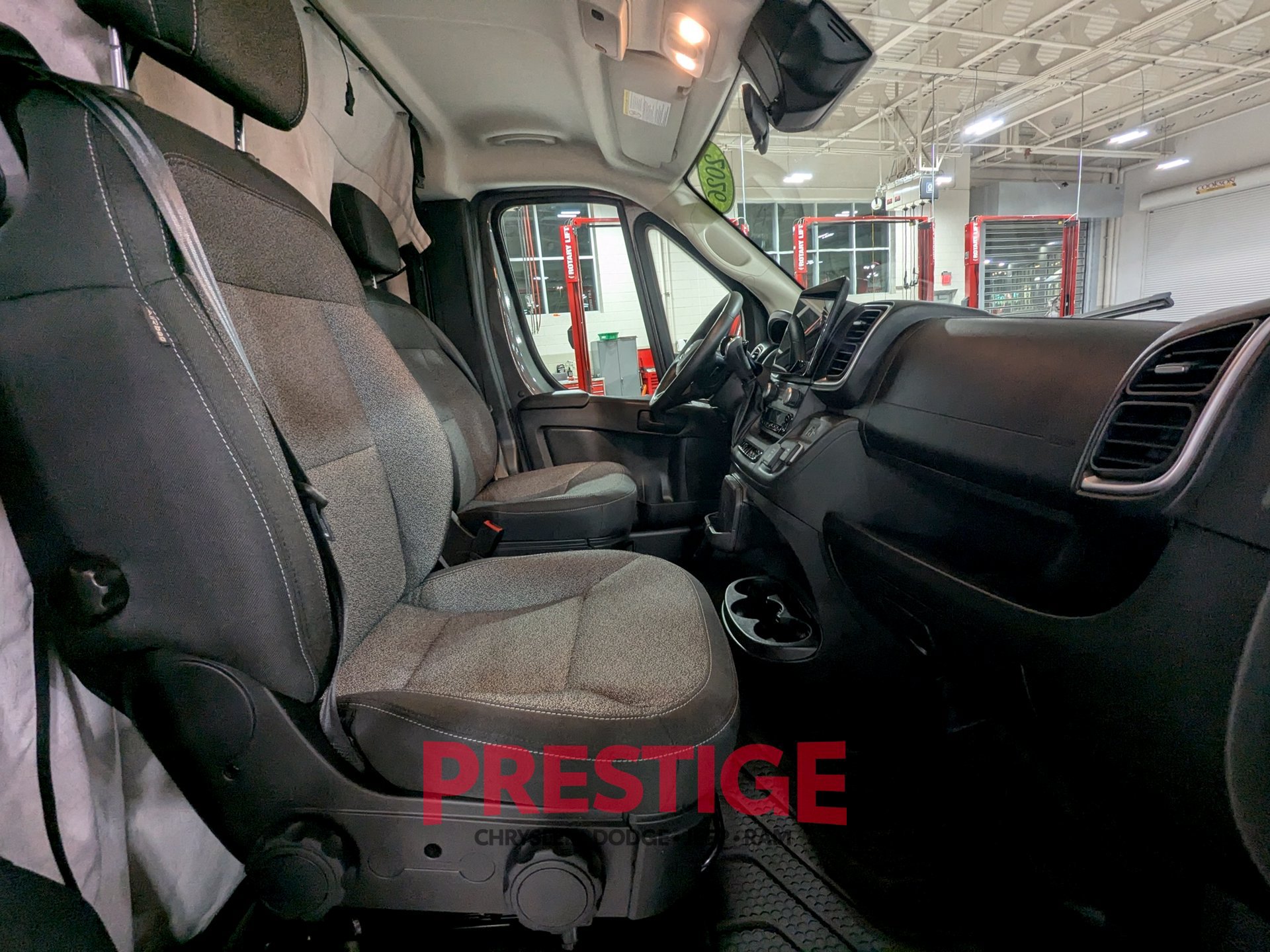Used 2026 RAM ProMaster 2500 w/ Quick Order Package 22G SLT FWD image 33