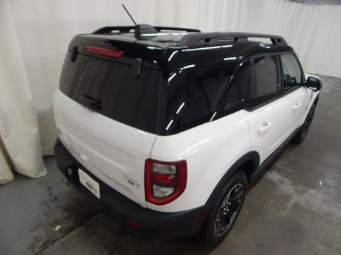 New 2025 Ford Bronco Sport Outer Banks w/ Outer Banks Tech Package+ image 3