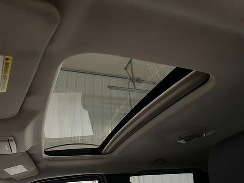 Used 2010 Ford F150 XLT image 21