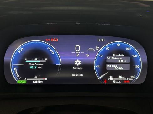 Used 2023 Toyota Crown XLE image 7