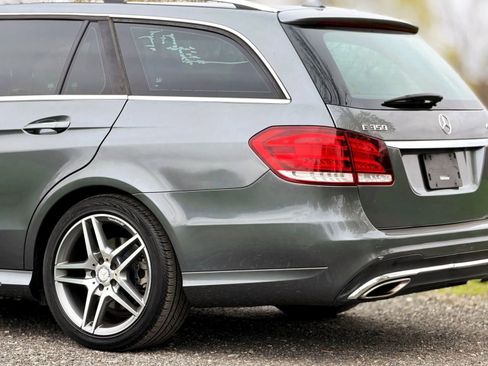 Used 2016 Mercedes-Benz E 350 4MATIC Wagon image 44