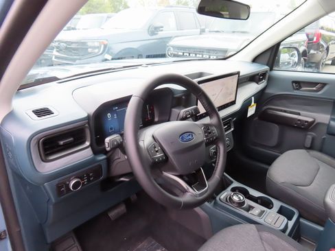 New 2025 Ford Maverick XLT w/ XLT Luxury Package image 8