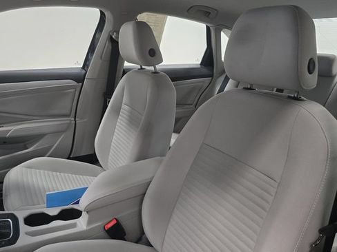Used 2025 Volkswagen Jetta S FWD image 17
