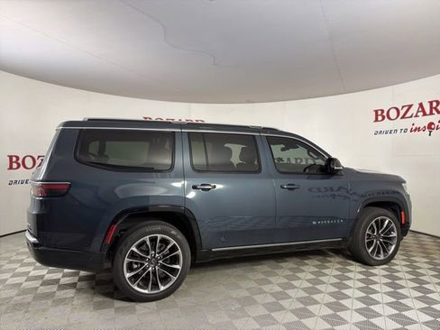 Used 2024 Jeep Wagoneer Series III w/ Premium Group I AWD/4WD image 9