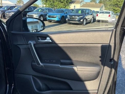 Used 2019 Kia Sportage LX image 24